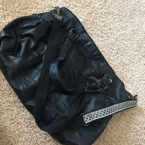 Black weekend tote